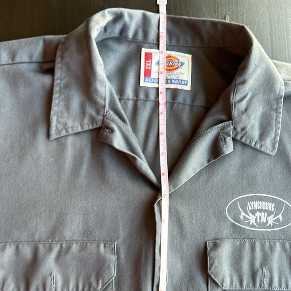 Dickies Men’s 2XL Jack Daniel’s Logo, short sleeve button down work shirt - Picture 5 of 8